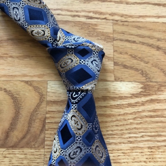 Robert Talbott Best of Class blue tie - Picture 2 of 8